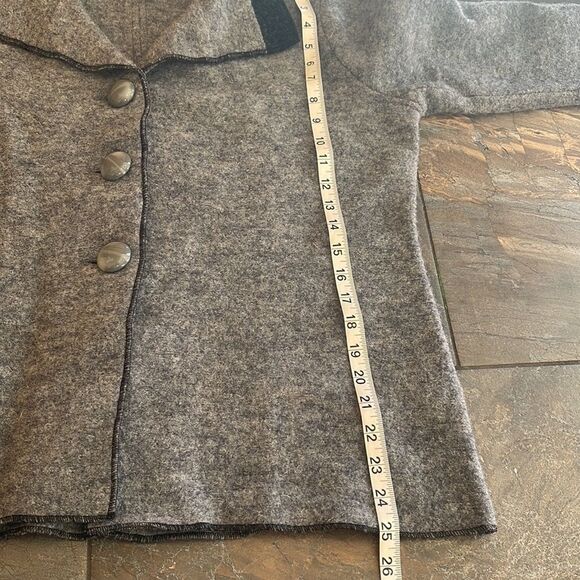 VENARIO 100% wool coat Size XL - Picture 9 of 12